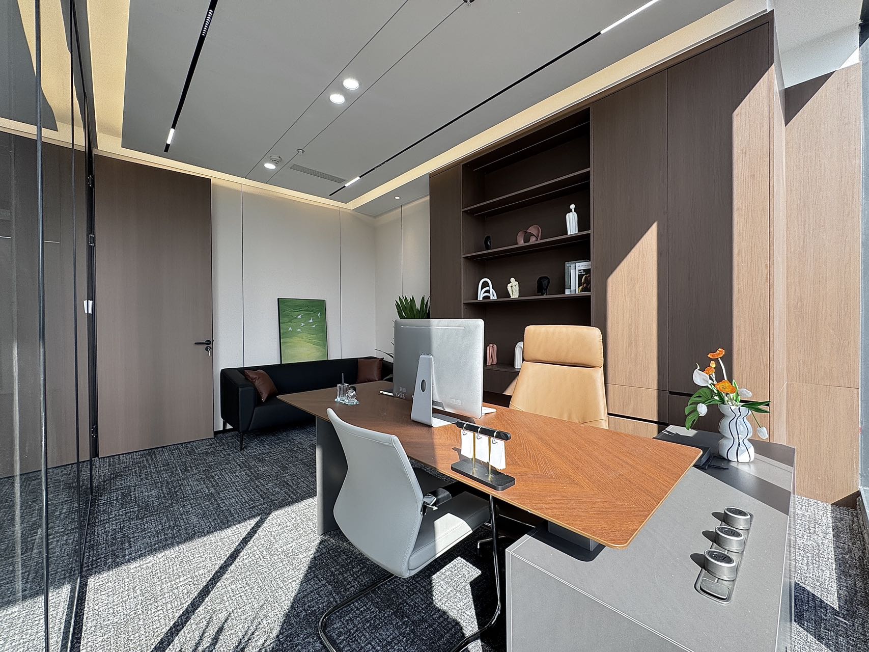 金融城三期 三色路 近地铁 创业小面积 89.4平 2隔间8工位 紧邻共享区 一线江景 服务式办公 德塔科创中心办公室出租