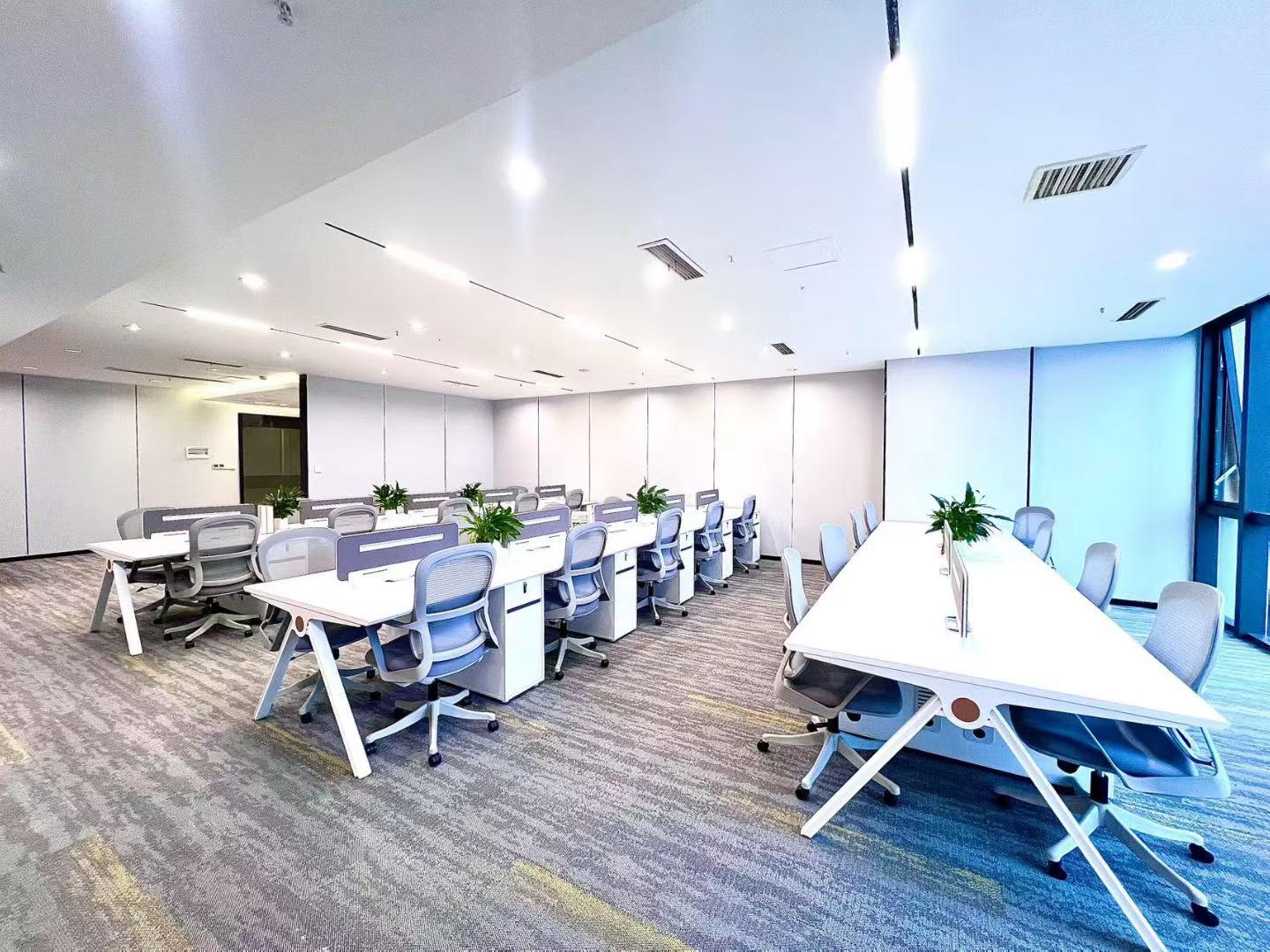 高新区核心cbd甲写楼盘 服务面积367平 4隔间28工位 东南朝向 精装带家具 阳光金融中心办公室出租