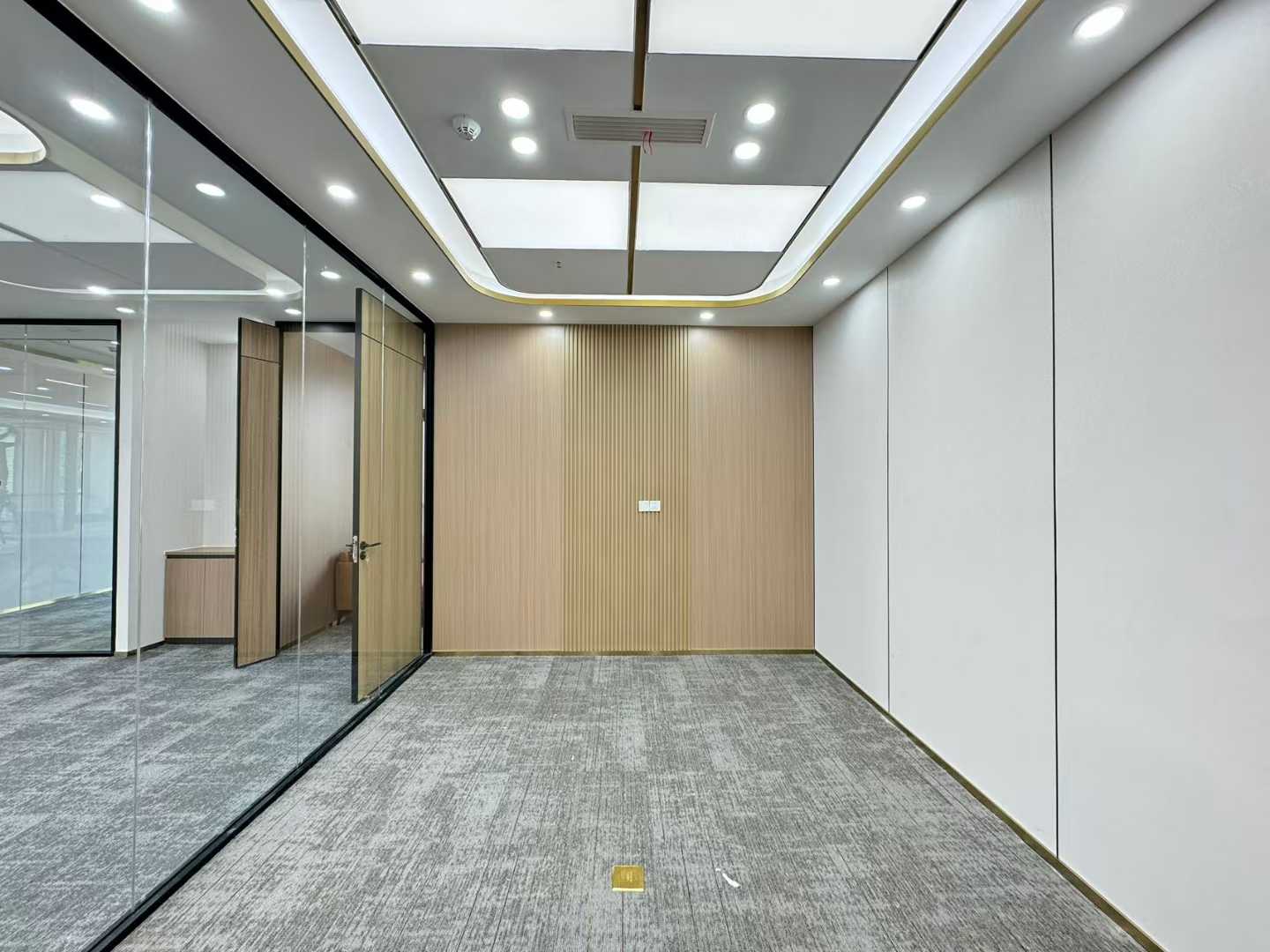 世纪城地铁口甲级双面采光户型 365平方 6隔间30工位 采光视野安逸 东方希望天祥办公室出租