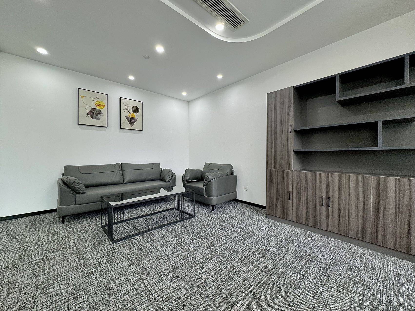 金融城精选小面积 按套出租 3隔间12工位 低区看交子之环 户型反正 东方希望中心办公室出租