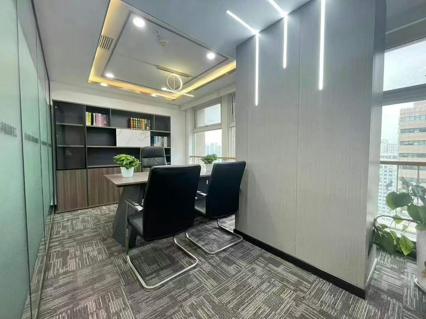 市中心4号线太升南路地铁三四百米 188平方 3隔间16工位 带家具 沃特国际大厦办公室出租