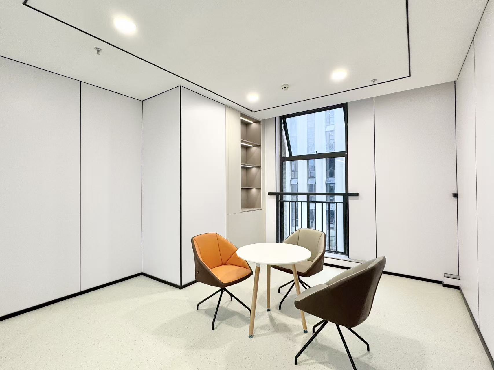 6号线金石路 三色路紧邻高新区金融城3期 552平方 8隔间60工位 双面采光 含物业费 中鼎国际办公室出租