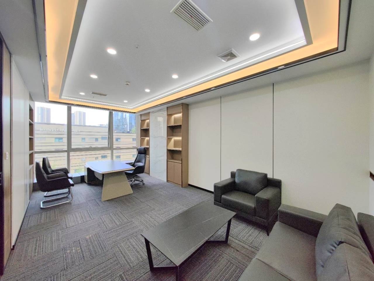 天府二街甲级楼宇 478平方6隔间56工位 双面采光 视野巴适 户型方正 落地窗 天府金融大厦办公室出租