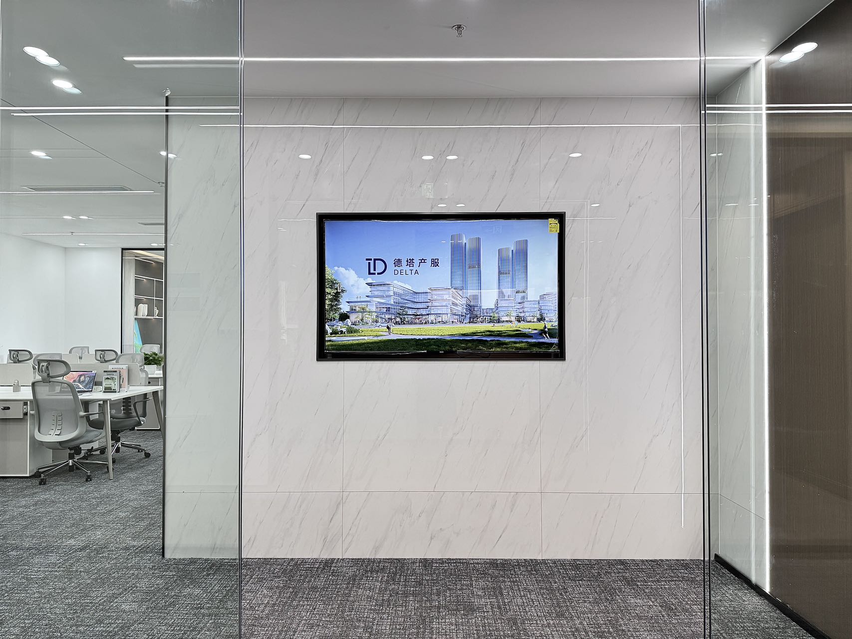 金融城三期6号线金石路地铁几百米 近火车南站 160平方 3隔间18工位 新楼超甲服务式办公 德塔白鹭湾科创办公室出租