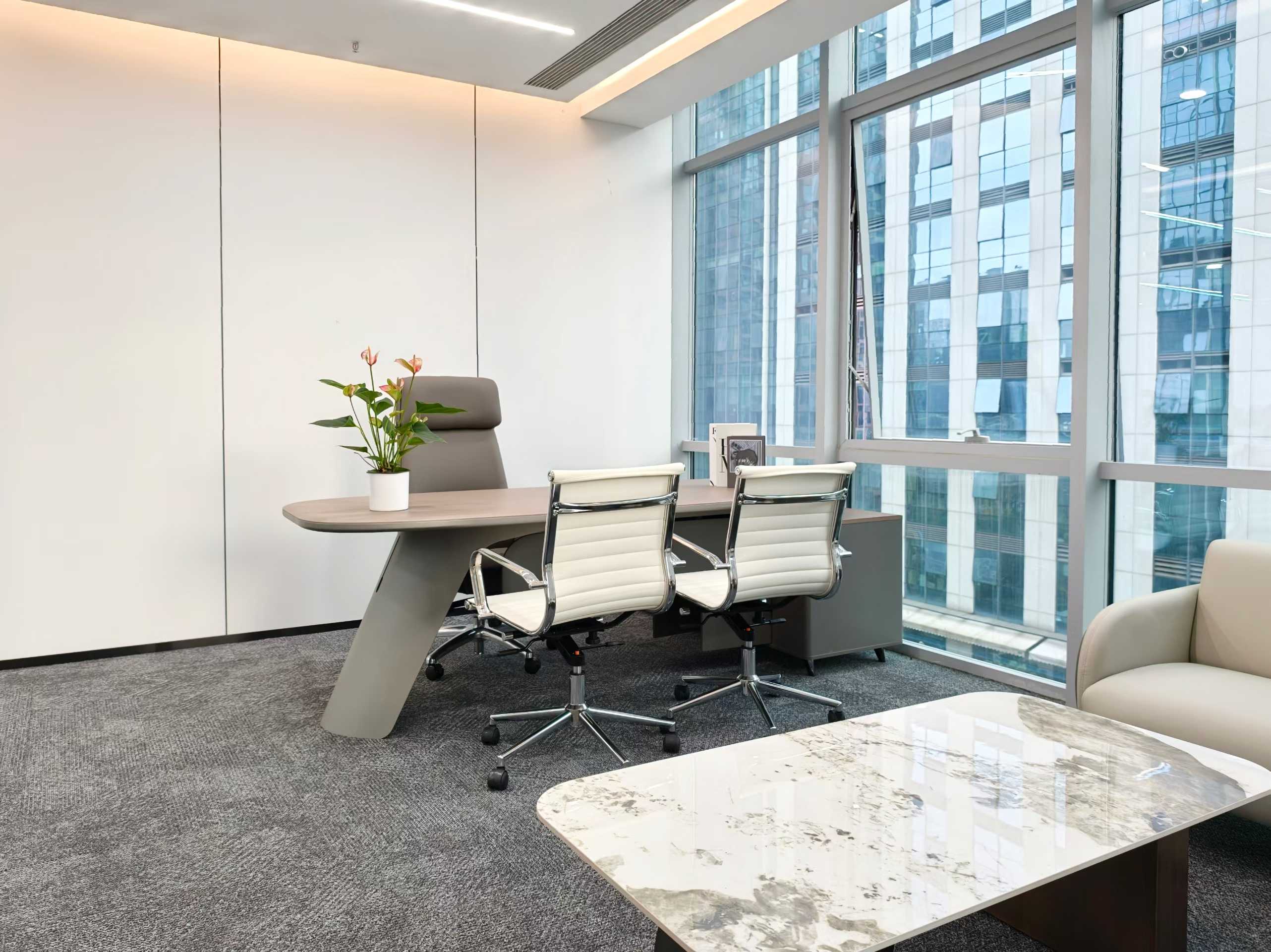 天府二街西南双面采光 334平 4隔间47工位 采光视野巴适 24小时空调自控 雄川金融中心2栋办公室出租