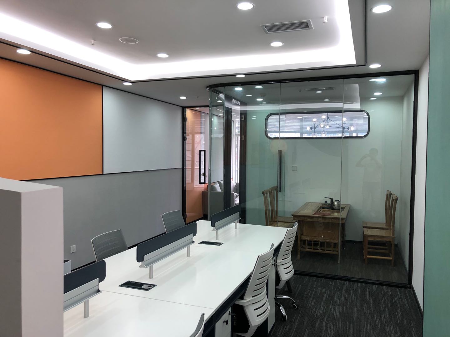 含物业 创业首选 高新区新世纪环球中心精装小面积办公室出租