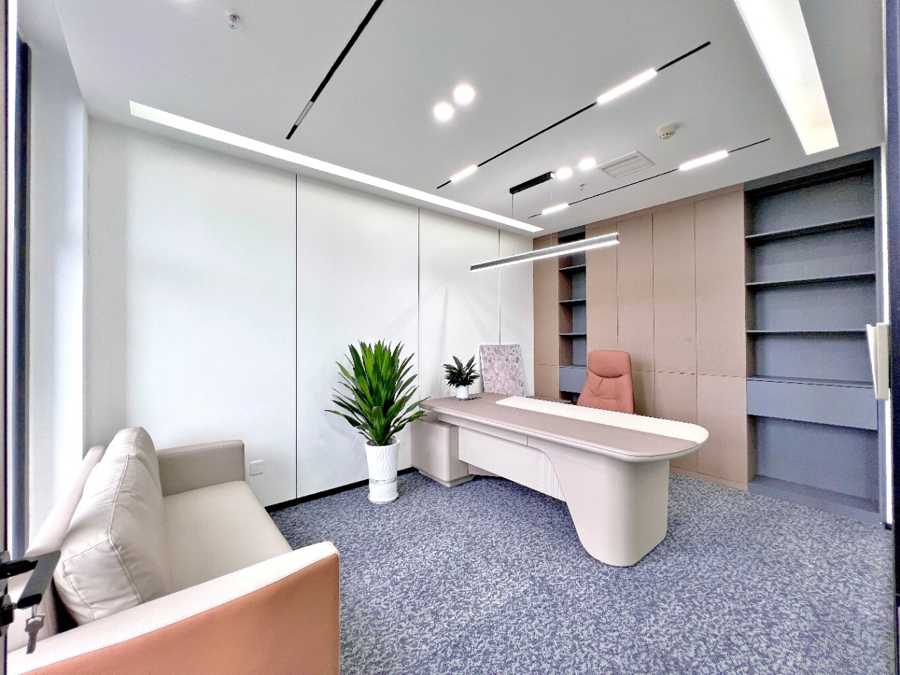 天府三街地铁口按套出租精装好房 3隔间24工位 朝东 24小时空调 新希望国际办公室出租