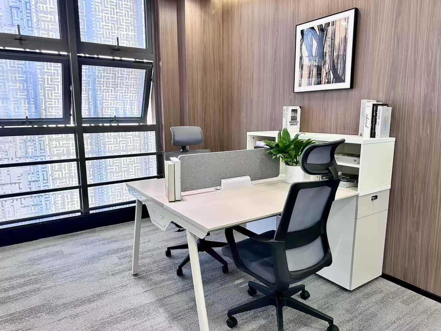 世纪城/天府二街业主直租 4隔间24工位 报价含物业费 采光视野巴适 产品完美呈现 蜀都中心办公室出租