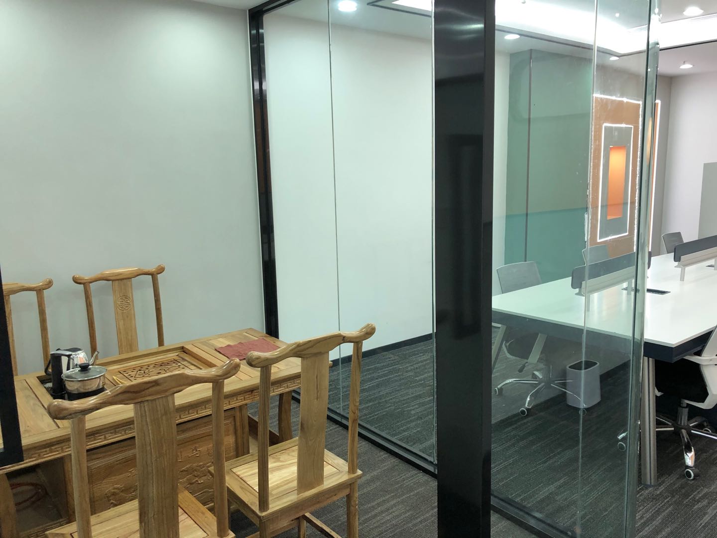 含物业 创业首选 高新区新世纪环球中心精装小面积办公室出租