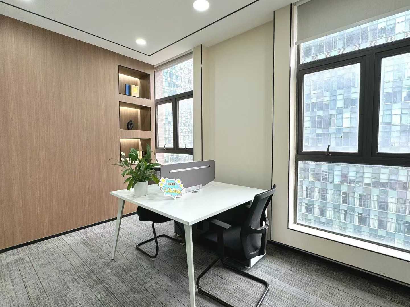 天府三街24小时空调楼盘 356平方 5隔间40工位 双面采光 品质家具 凯旋广场办公室出租