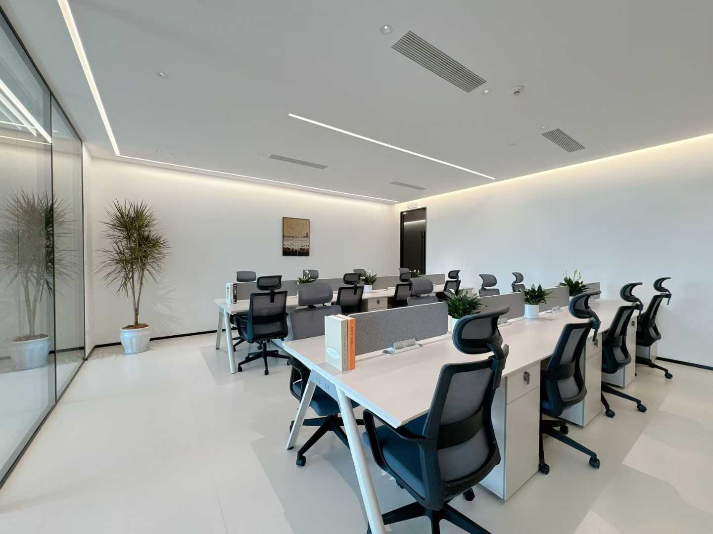 高新世纪城超甲写字楼 225.43平 4隔间15工位 绝佳视野 稀缺小面积 棕榈泉办公室出租