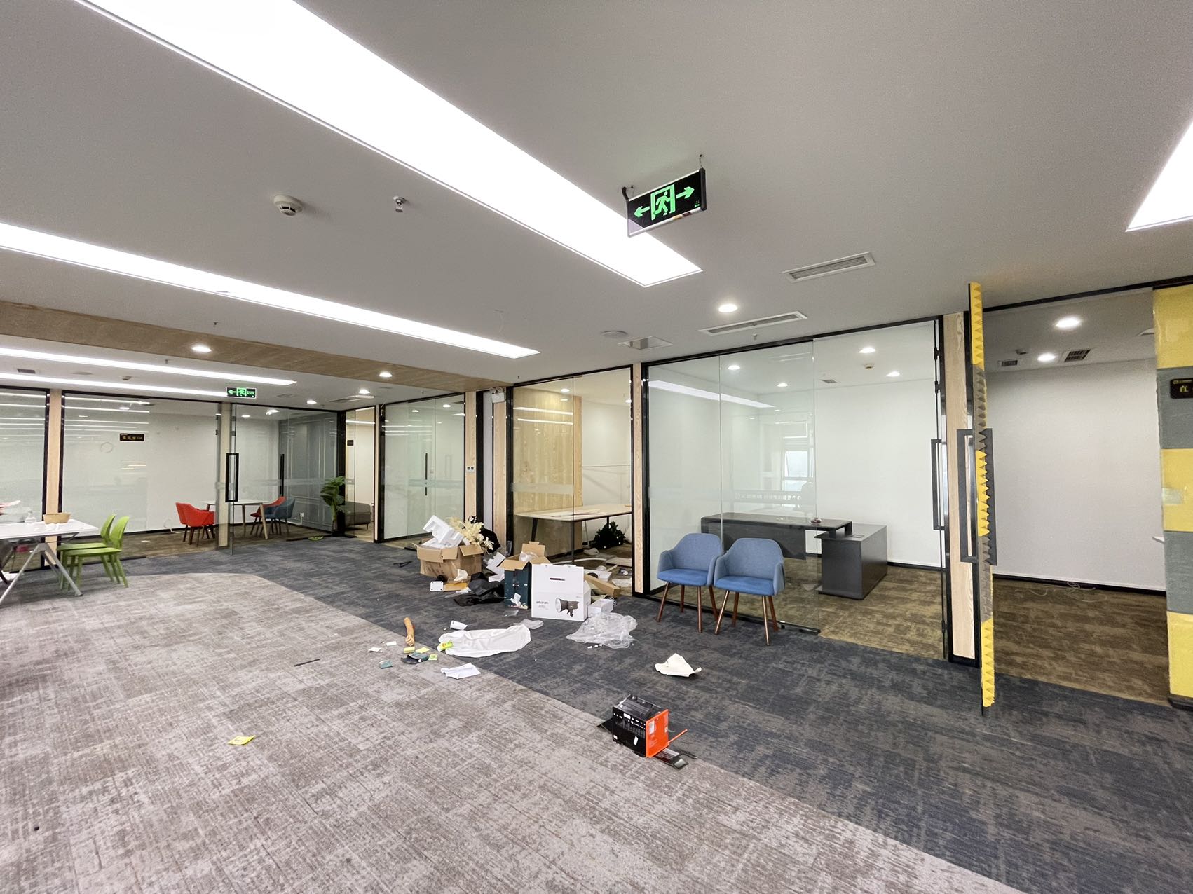 高新区新世纪环球中心603平精装办公室 拎包入住 含物业 跃层办公