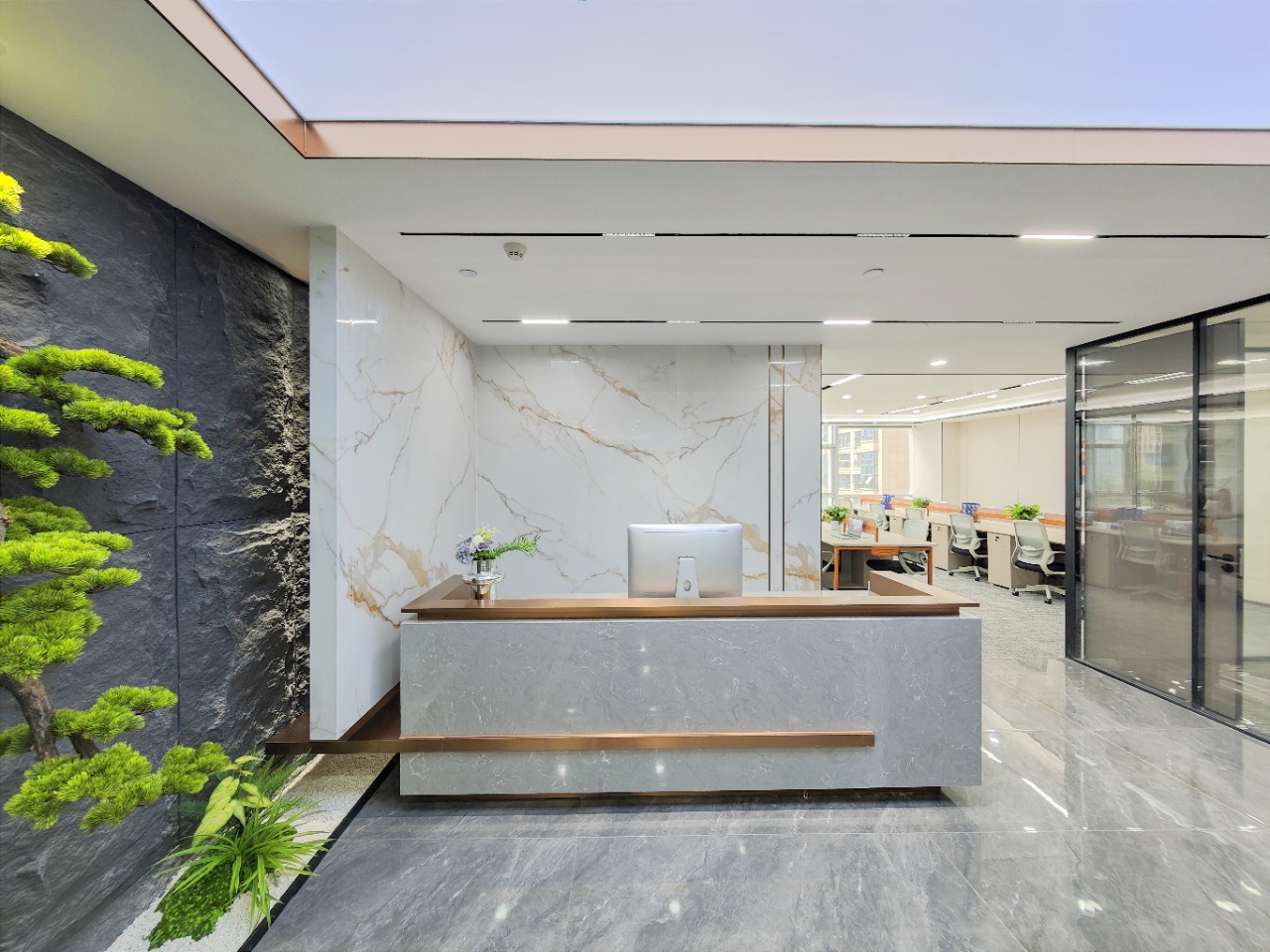 金融城/孵化园地铁口甲级楼盘 263平方 3隔间30工位 电梯口户型 精装 家具可调 嘉润国金中心办公室出租