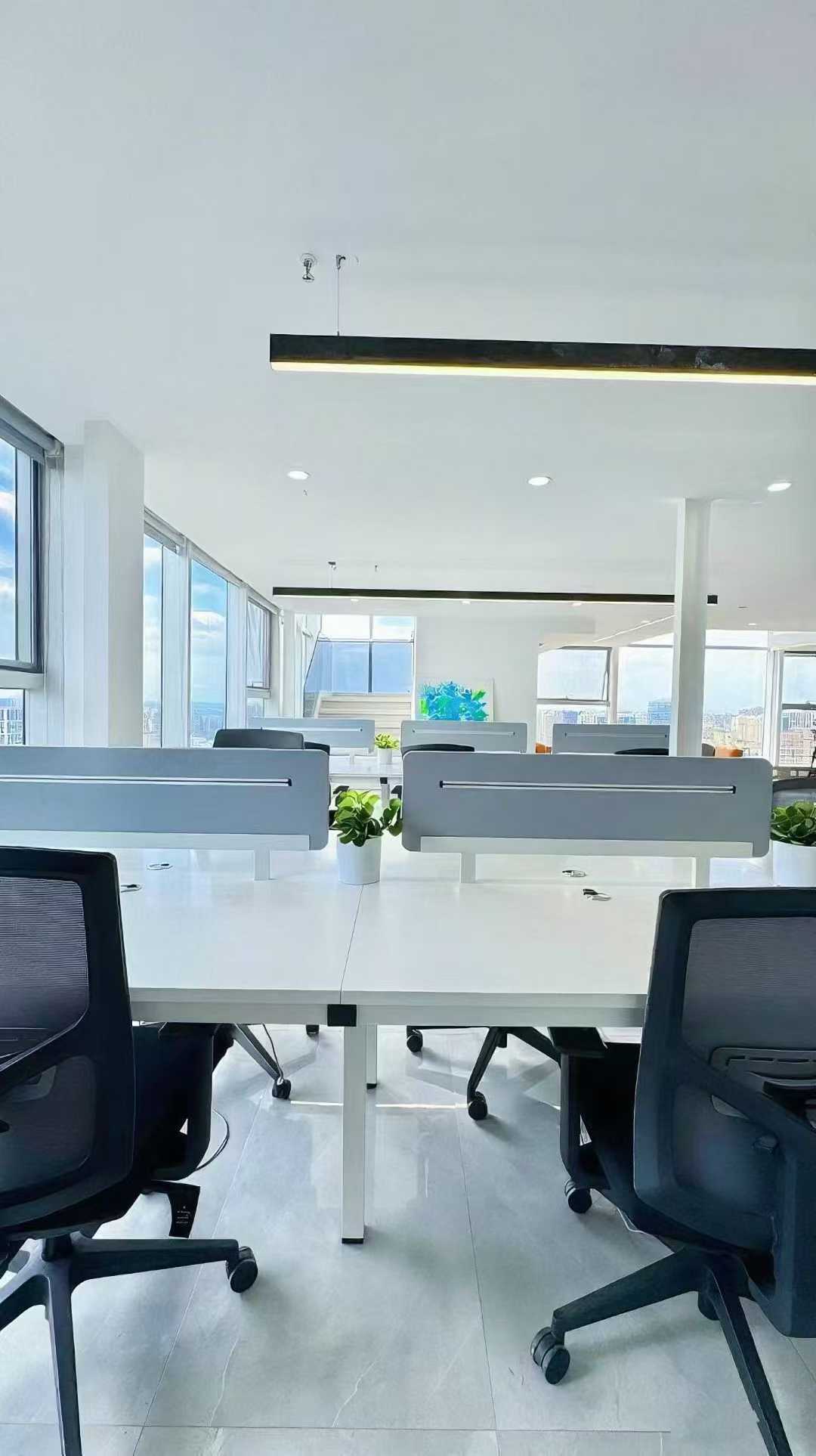 天府三街跃层写字楼 利用率高 实得360平 4/5隔间+30工位 双面采光 24小时空调 福年广场办公室出租