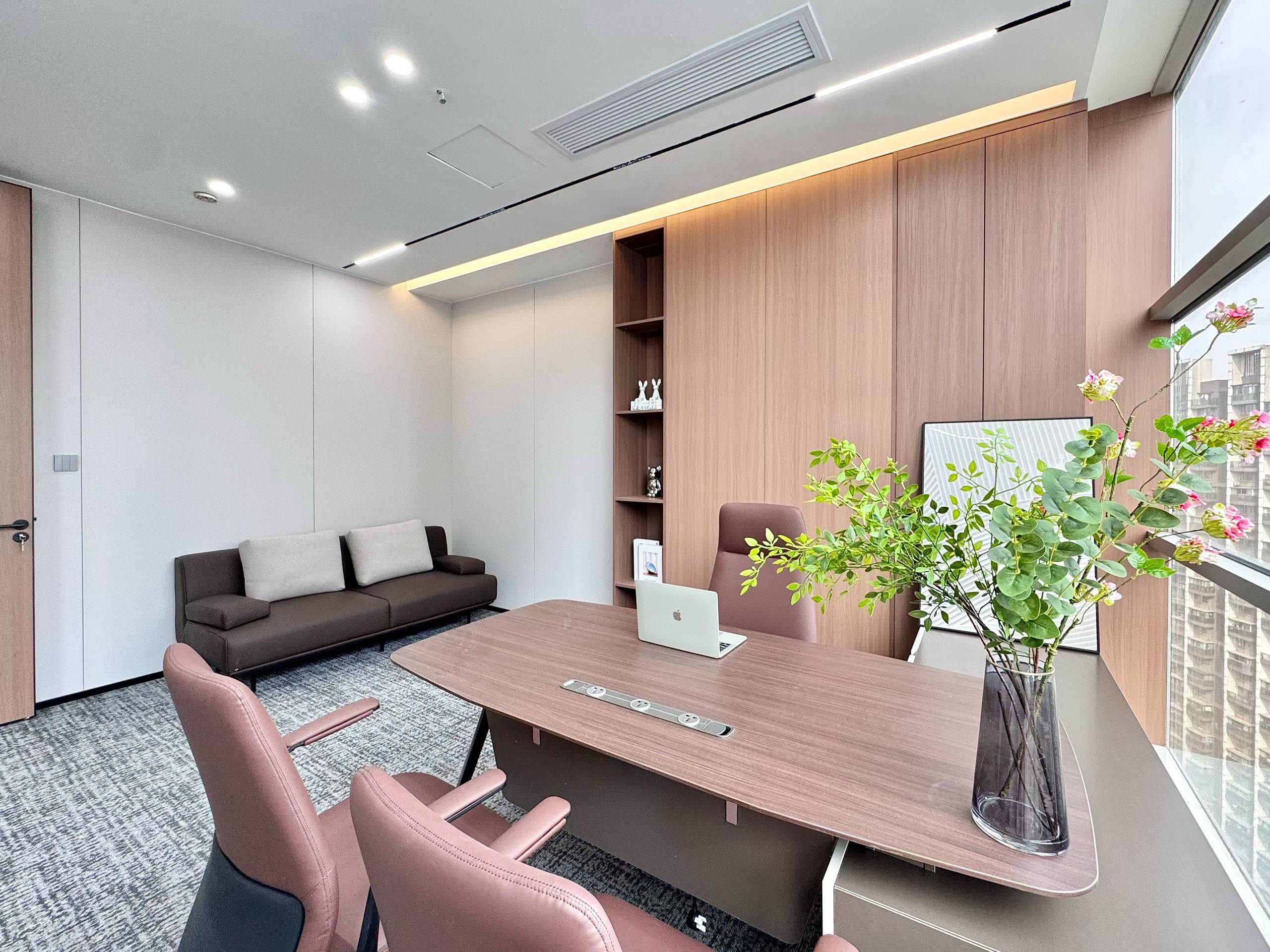 5号线花牌坊地铁口 精装好房 169平 3隔间15工位 品质装修 价格含物业含家具 新时金泰大厦办公室出租