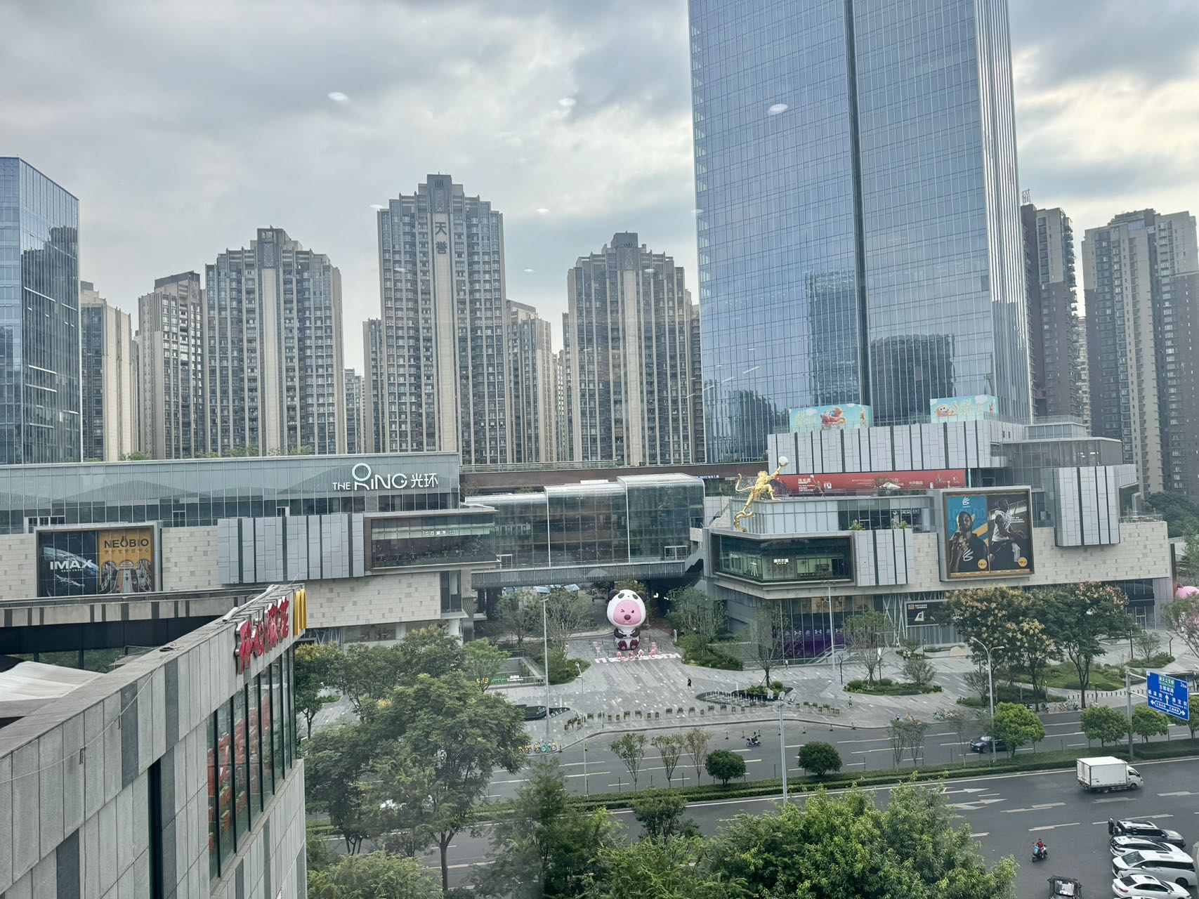 东大路无加时费楼盘 140平 3隔间12工位 报价13800元含物业费 双面采光 环球蔚然中心办公室出租