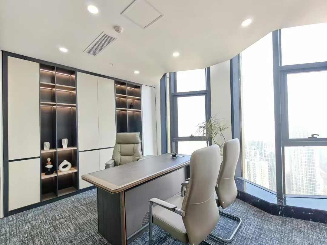 金牛区甲级高区 452平方 7隔间40工位 电梯口 高区视野巴适 适合央国企办事处  精装带家具 层高高 近地铁 北成8号办公室出租