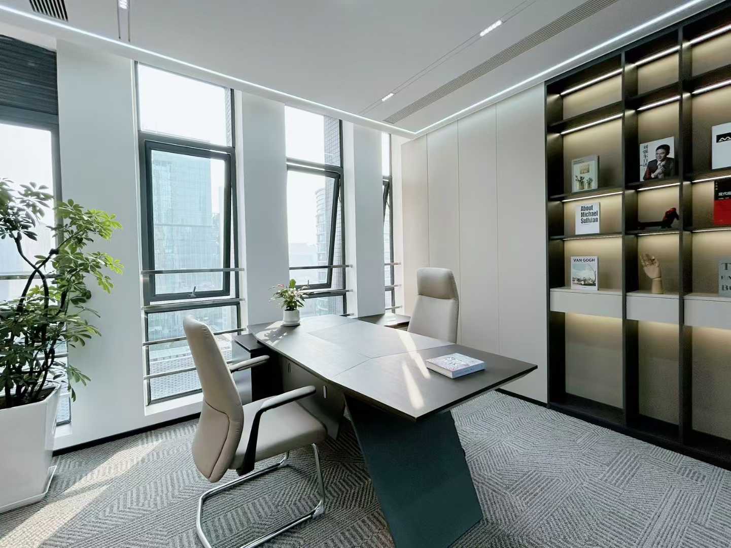 天府三街好房推荐 272.4平 4隔间24-32工位带前台 品质装修 航兴国际办公室出租