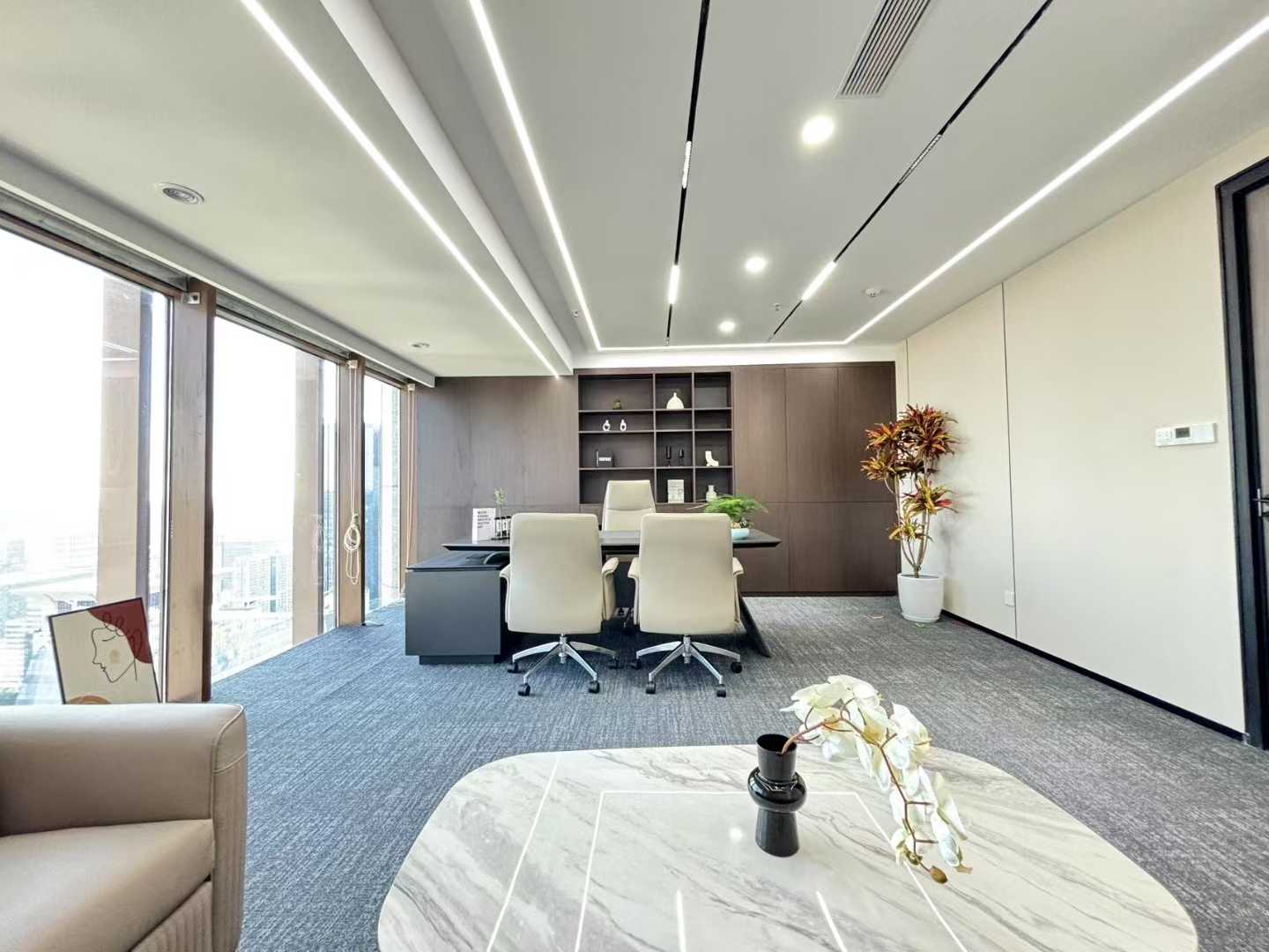 世纪城地铁口甲级楼宇 前台跳高大气 跃层319平 6隔间30工位 高区视野巴适 整层打造 东方希望天祥办公室出租