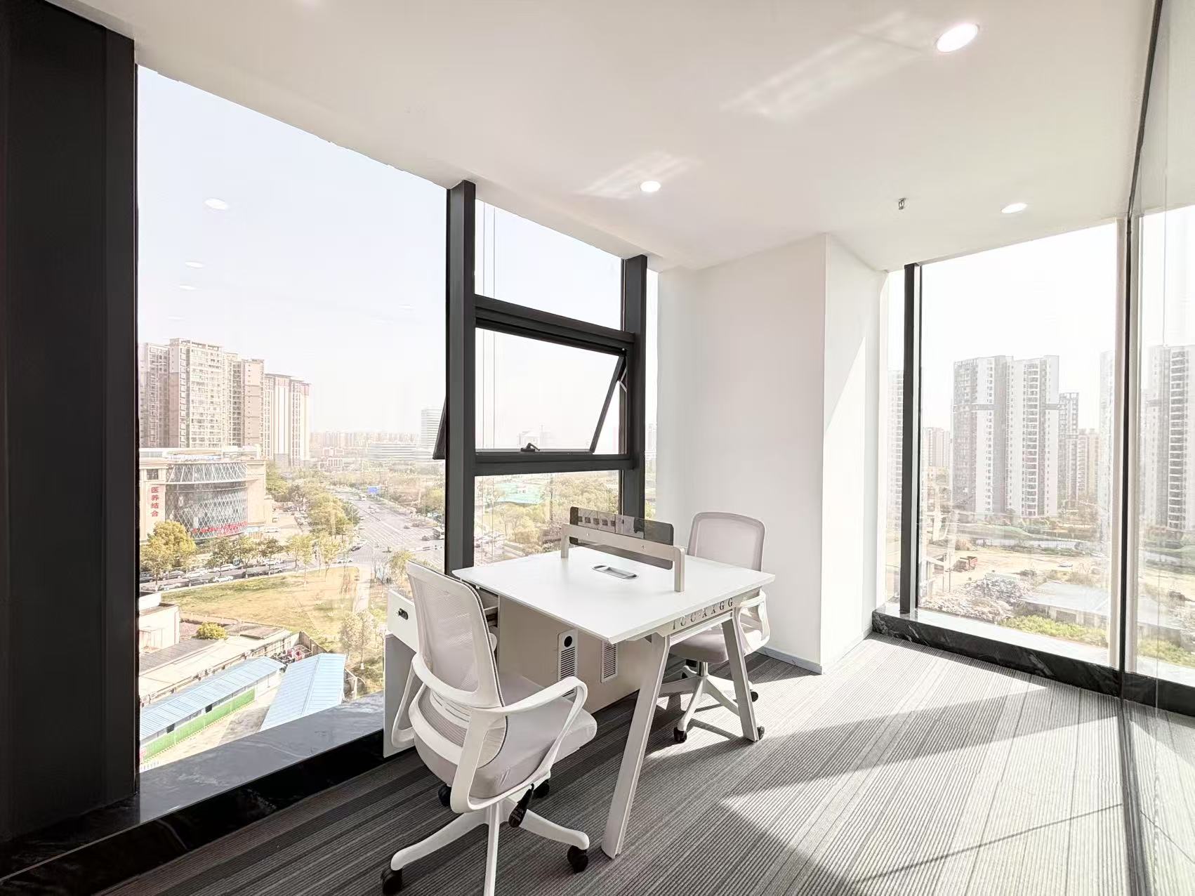 中和版块地铁口小户型 整栋运营 3隔间12工位 147平 无加时费 双面采光 坐北朝南 视野巴适 香榭国际办公室出租