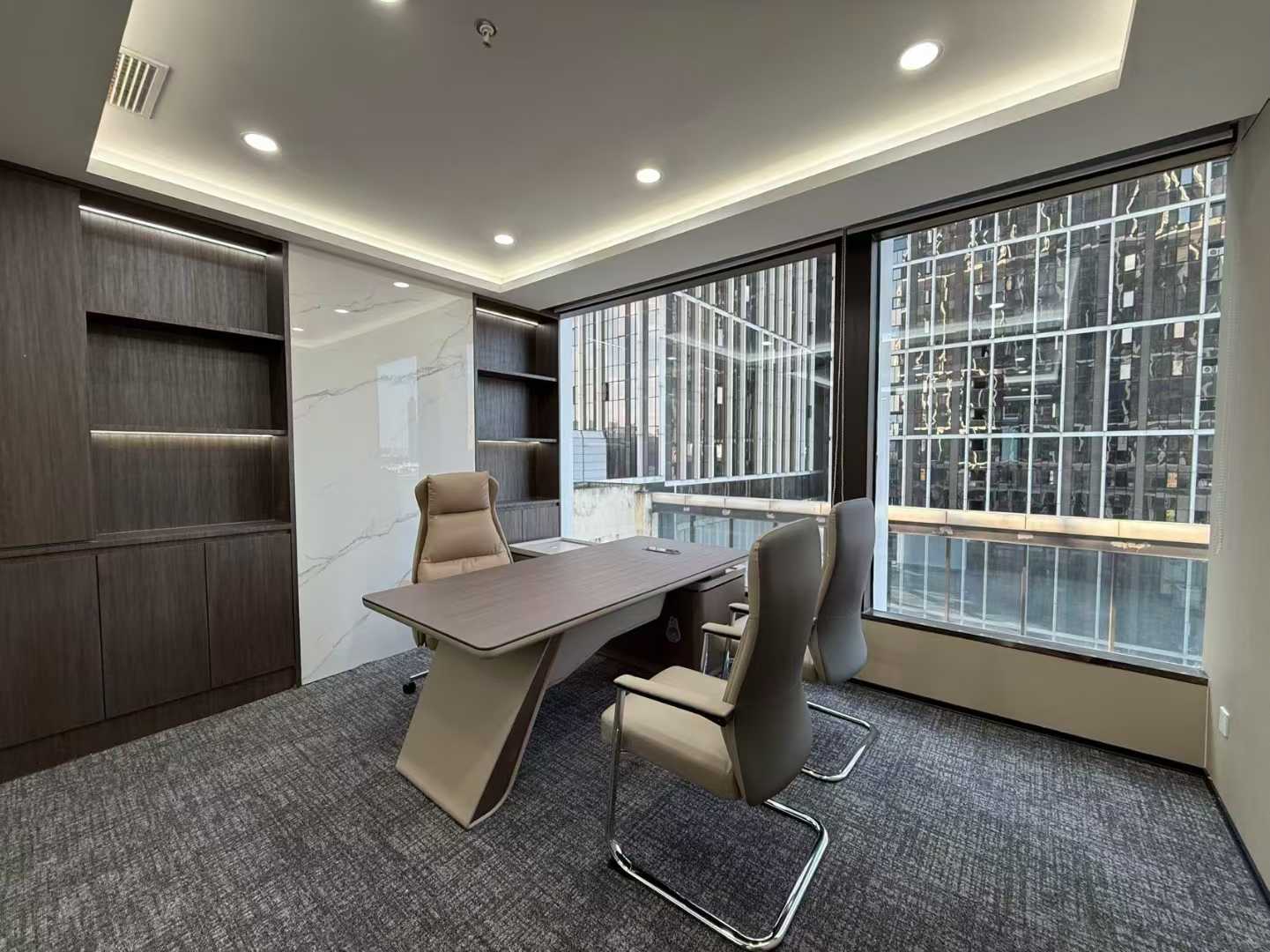 火车南站甲级精选创业小户型 1隔间11工位 朝西 摆渡车包接送 含物业费 安格斯国际办公室出租