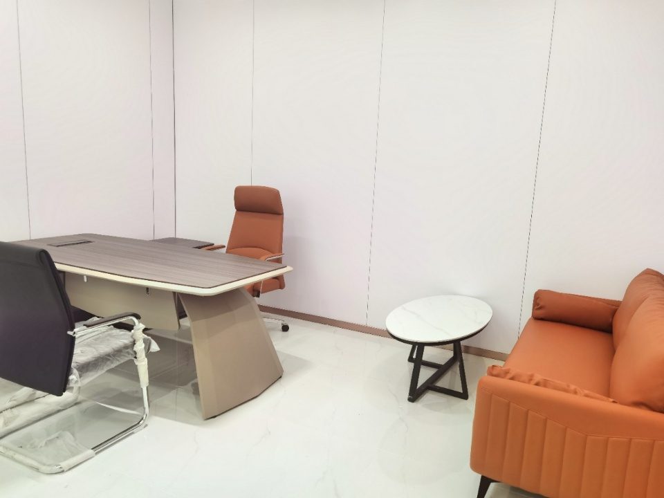 东大路甲级品质楼盘 158平方 4隔间18工位带前台 高档家具 落地窗视野开阔 光环中心办公室出租