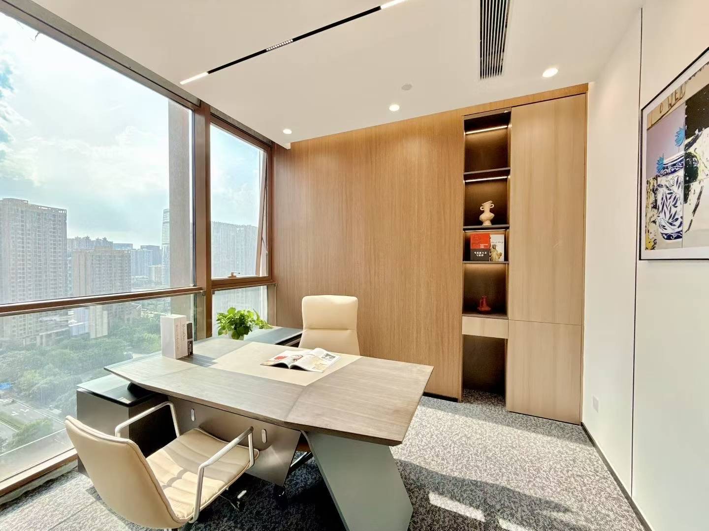 高新区世纪城地铁口 精装小面积 3隔间8-10工位 报价含物业费 大气老板间 东方希望天祥办公室出租