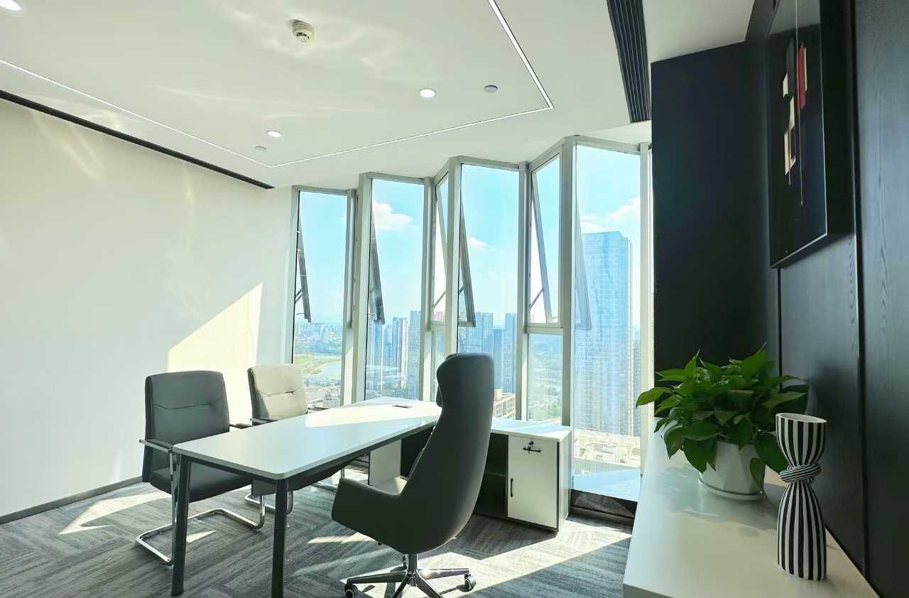 南门9号线芯岛地铁三四百米 410平 双面采光 6隔间20工位 大会议室 空调早8晚10 嘉煜金融科技中心办公室出租