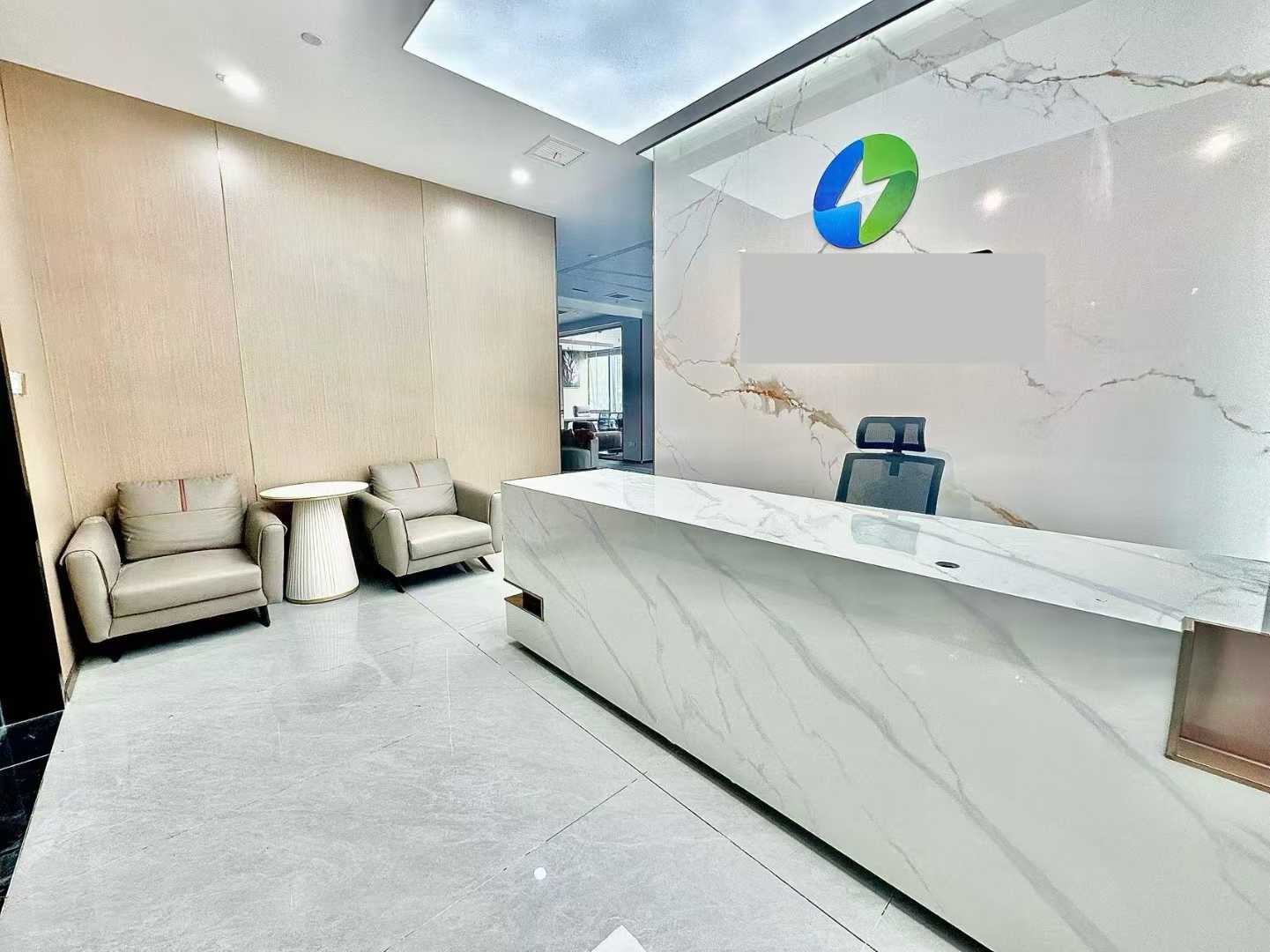 高新地铁双地铁口 产权236平方 6隔间30工位 利用率巨高 大落地窗 采光视野巴适 晶科一号办公室出租