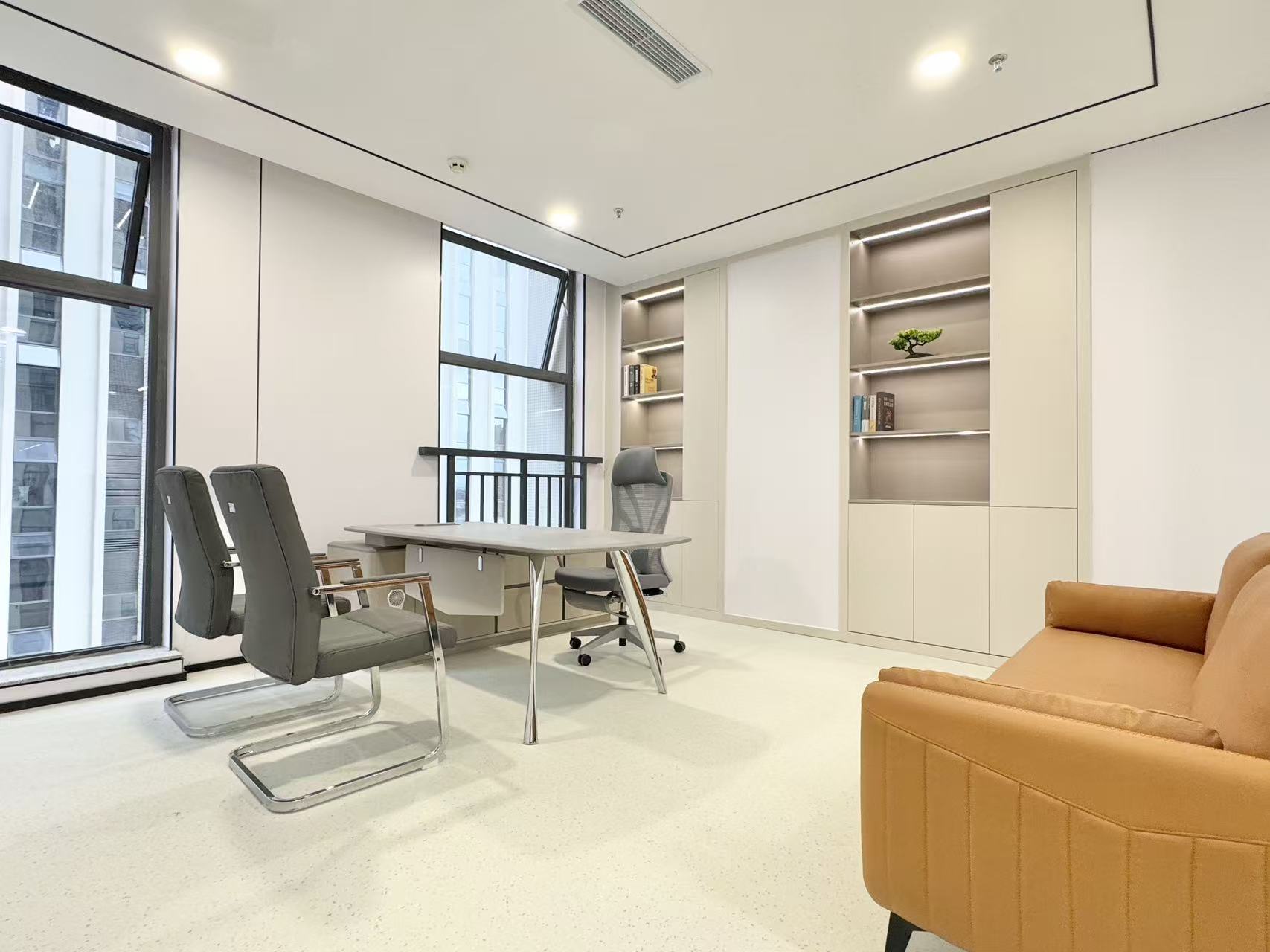 6号线金石路地铁口 整层打造 315平方 5隔间32工位 24小时空调 地铁口 新希望中鼎办公室出租