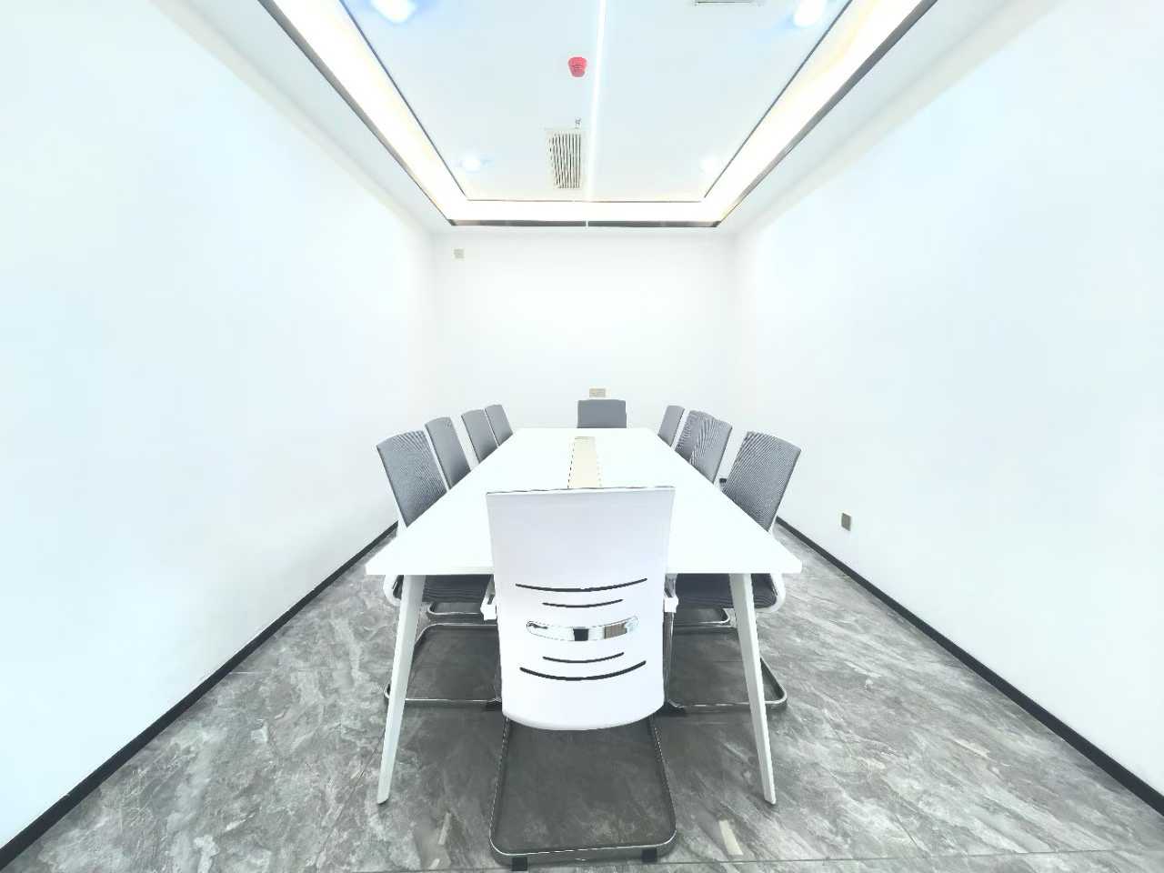 理工大学地铁口甲级品质楼盘 3隔间24工位 服务面积220平 高区视野巴适 招商城市主场办公室出租