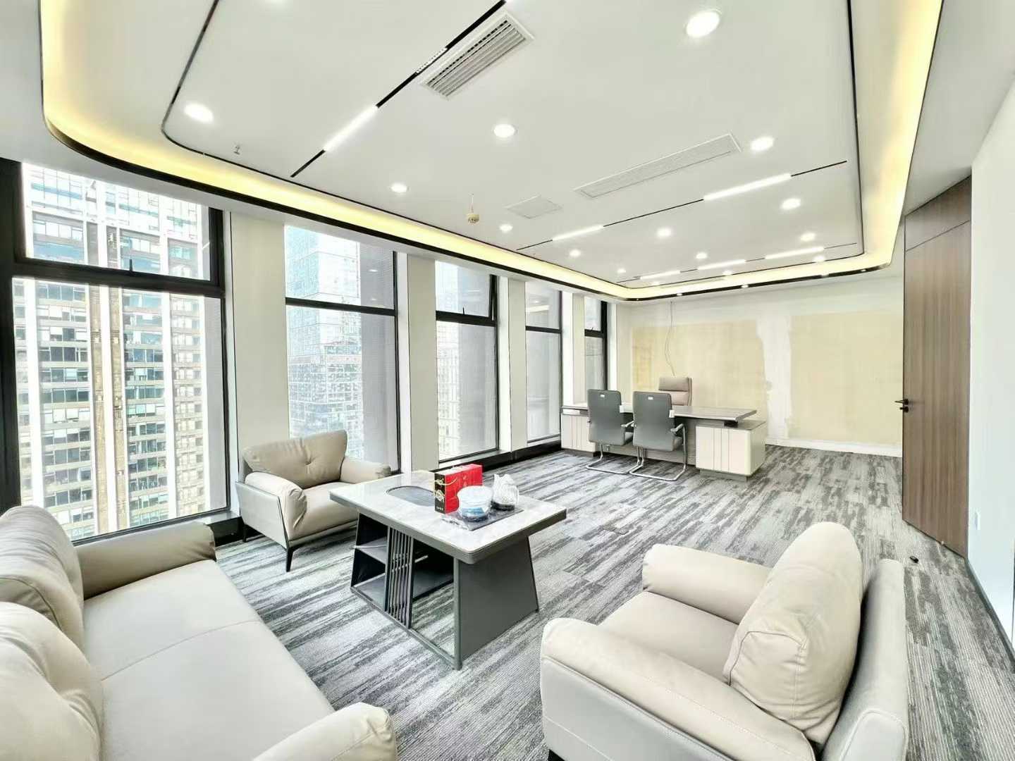 天府三街地铁口 按套出租 5隔间30工位 双面采光 超大老板间 朝南 24小时空调 新希望国际A座办公室出租