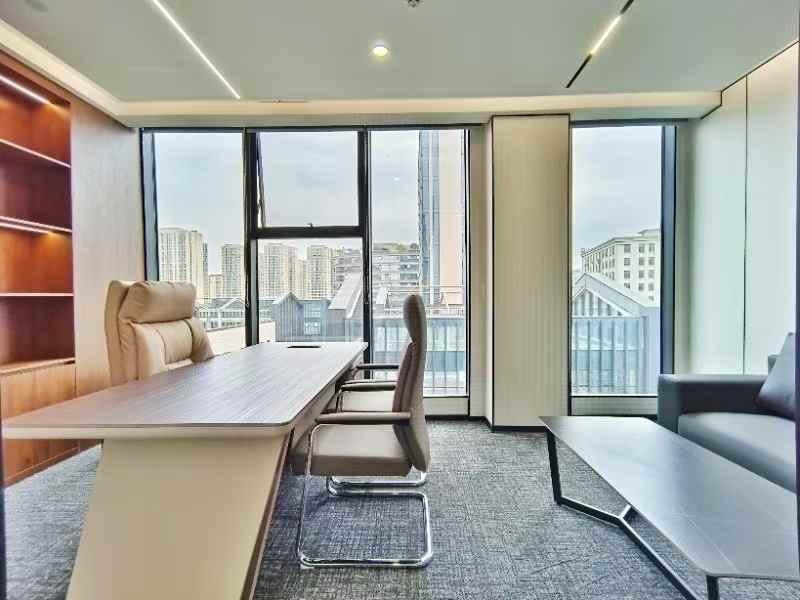 金牛区2号线金周路地铁400米 优质楼盘 4隔间13工位 户型装修巴适 视野开阔 安格斯汇创中心办公室出租