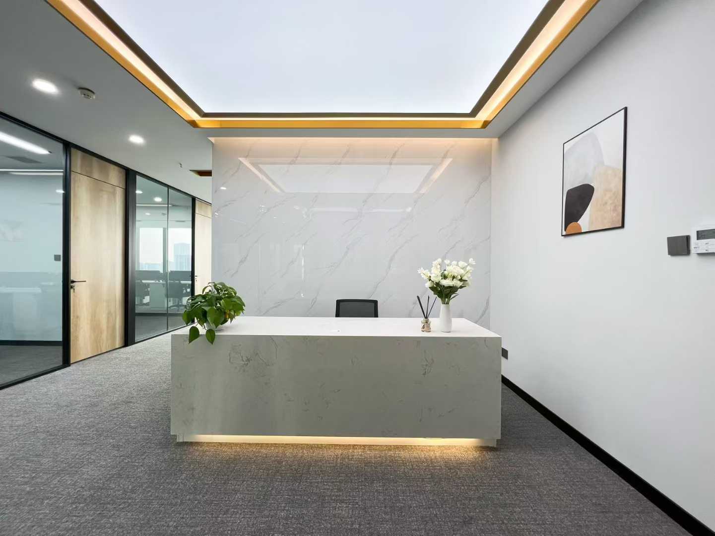 成华区建设北路精选小户型 137平 3隔间15工位 高区视野巴适 拎包入住带前台 钻石广场办公室出租