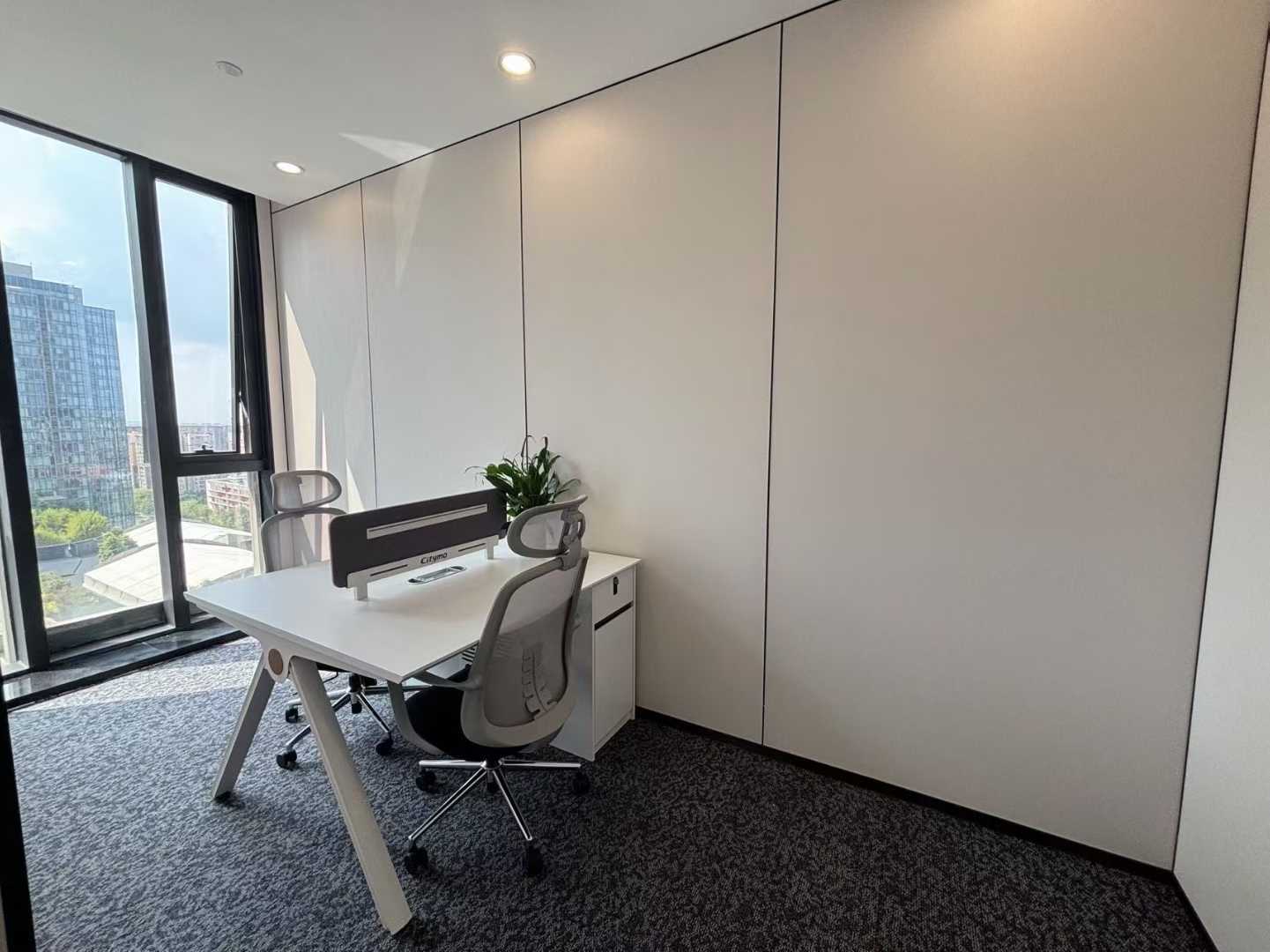 5号线市一医院地铁口 甲级 5隔间40工位 超大老板间 通上下水 双面采光 仁和国际广场办公室从出租