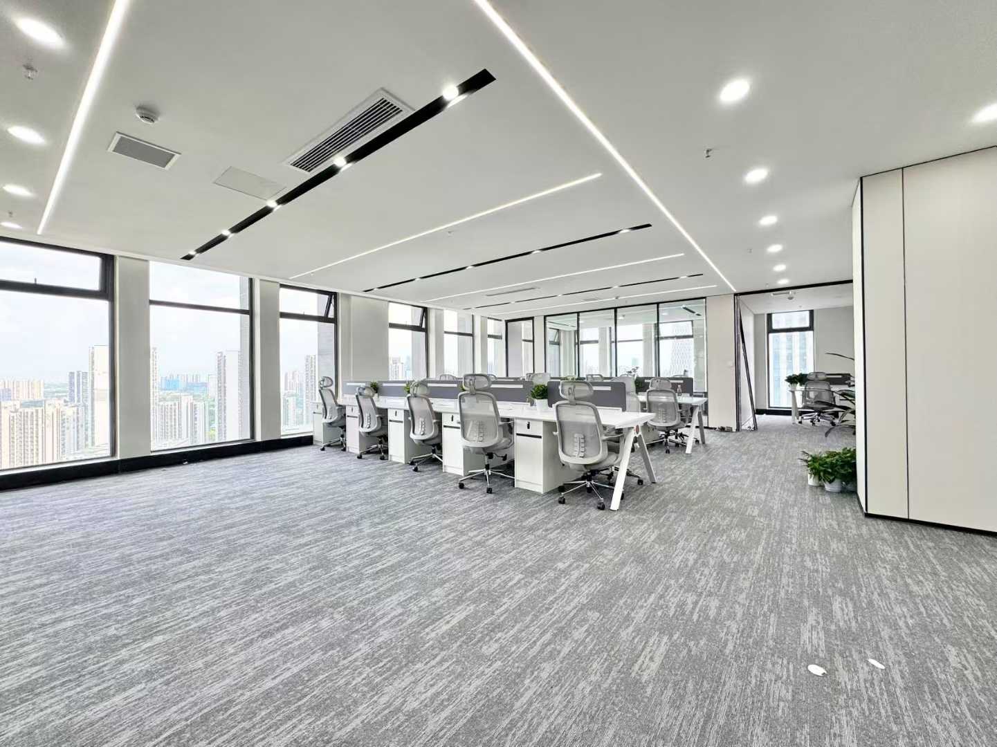 高新区天府三街地铁口 366平 5隔间36工位 带大会议室 24小时空调 东南朝向 新希望国际办公室出租
