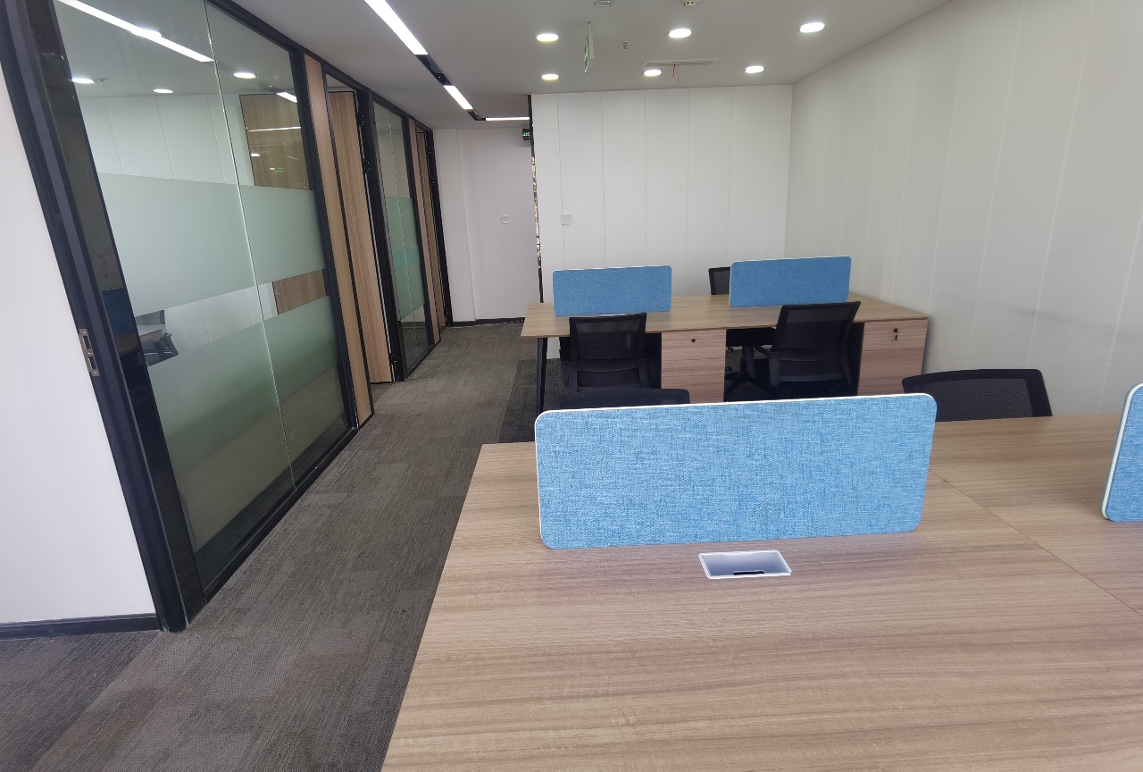 市中心东门大桥地铁口 128平 3隔间10个工位 小户型双面采光 24小时空调 东方广场办公室出租