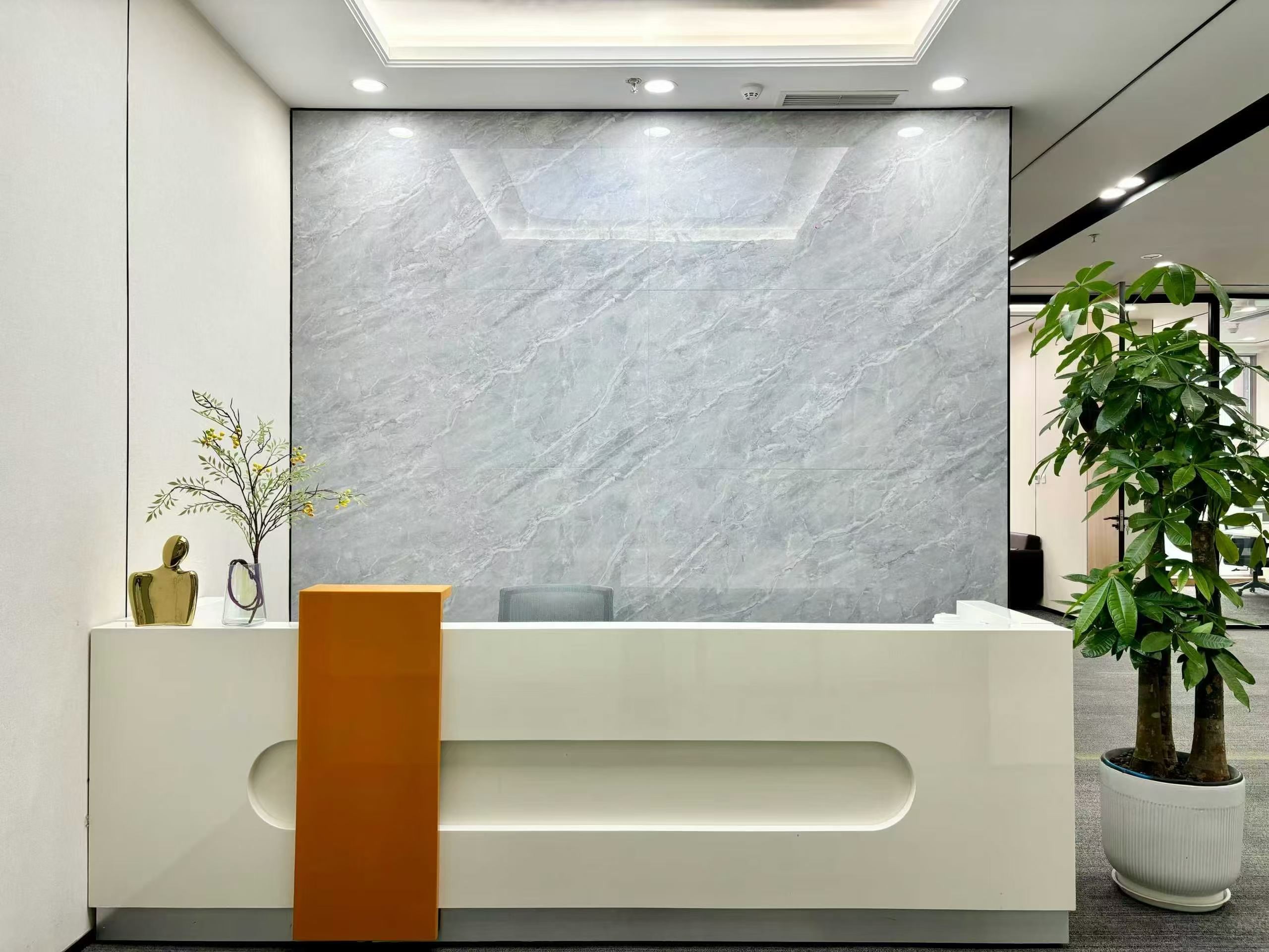 世纪城精装4隔间20工位 213平 地铁口 报价含税 价格可沟通 东方希望天祥办公室出租