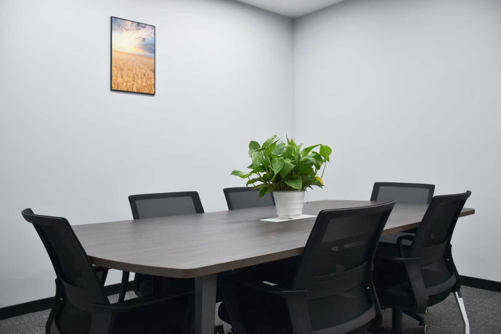 成华区建设北路精选小户型 137平 3隔间15工位 高区视野巴适 拎包入住带前台 钻石广场办公室出租