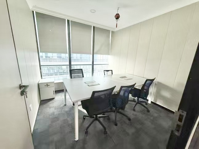 南门2环内 甲写楼宇 倪家桥地铁两三百米 180平 4隔间18工位 精装带家具特价出租 保利中心办公室出租