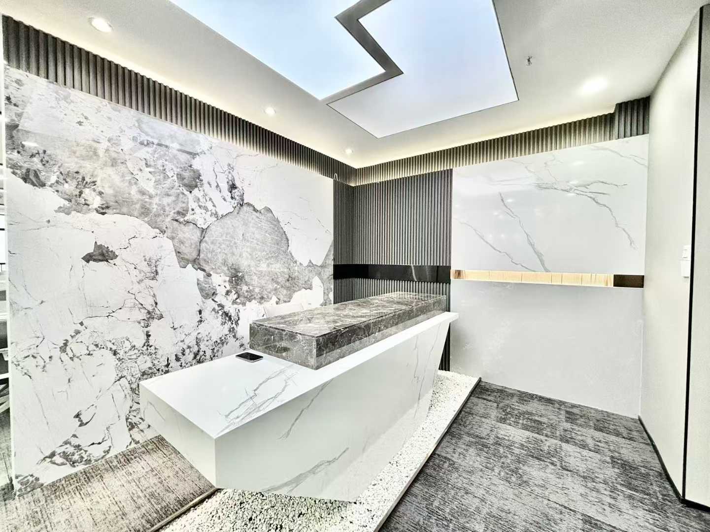 天府三街地铁口 24小时空调 210平 4隔间26工位 报价含物业费 含家具 新希望国际C座办公室出租