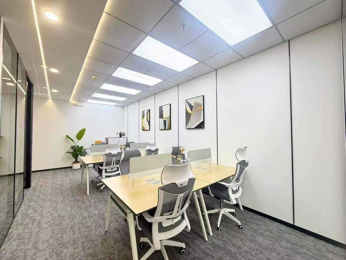 市中心东门大桥地铁口特价小面积按套出租 3隔间10工位 视野无遮挡 含物业费 时代8号办公室出租