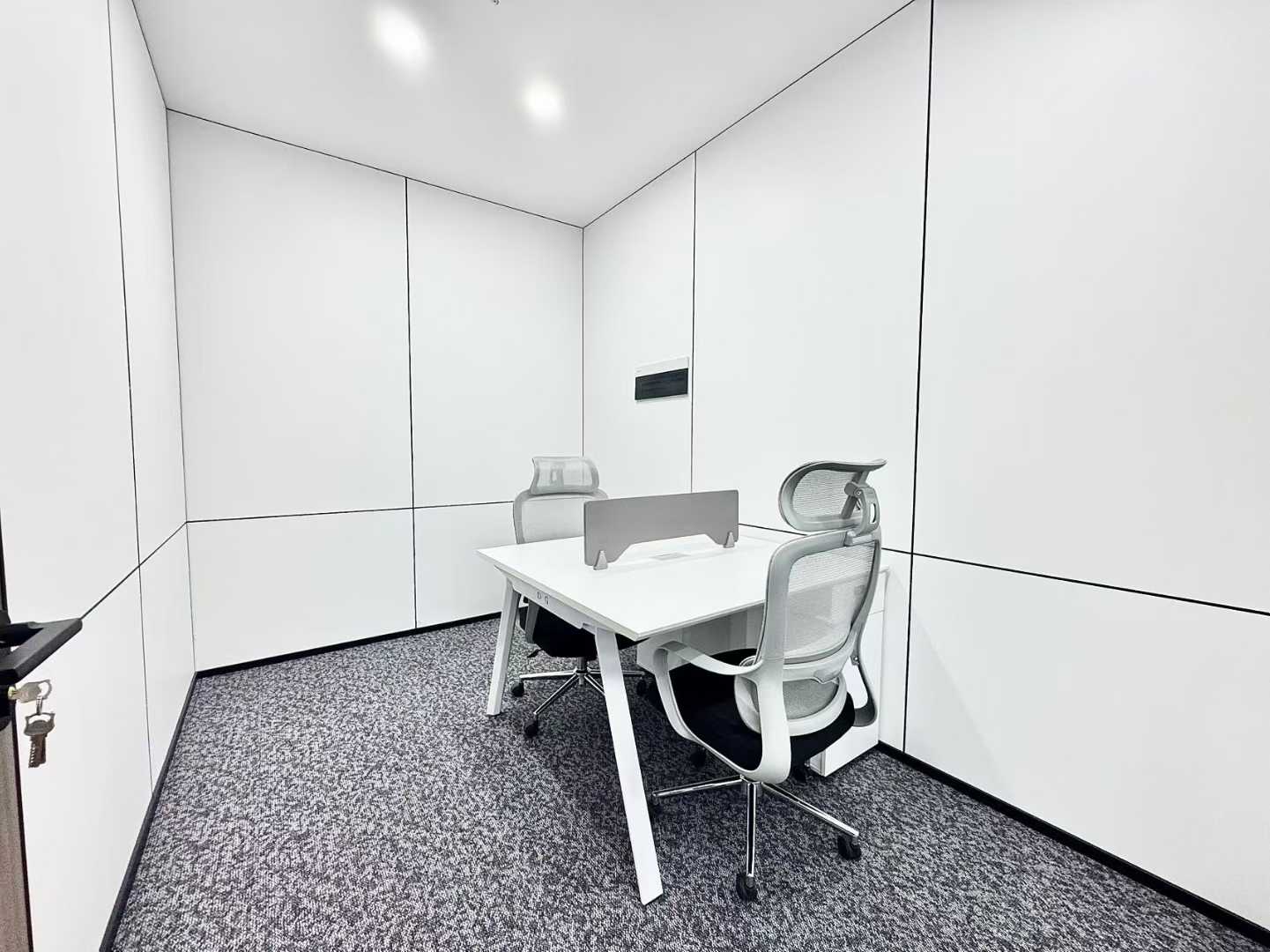 红牌楼甲级带共享配套服务 413平 5隔间36工位 带接待区 户型方正 采光面大 鼎冠中心办公室出租