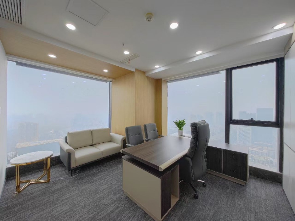 市中心天府广场地铁200米 3隔间12工位 双面采光 视野无遮挡 采光巴适 茂业天地办公室出租