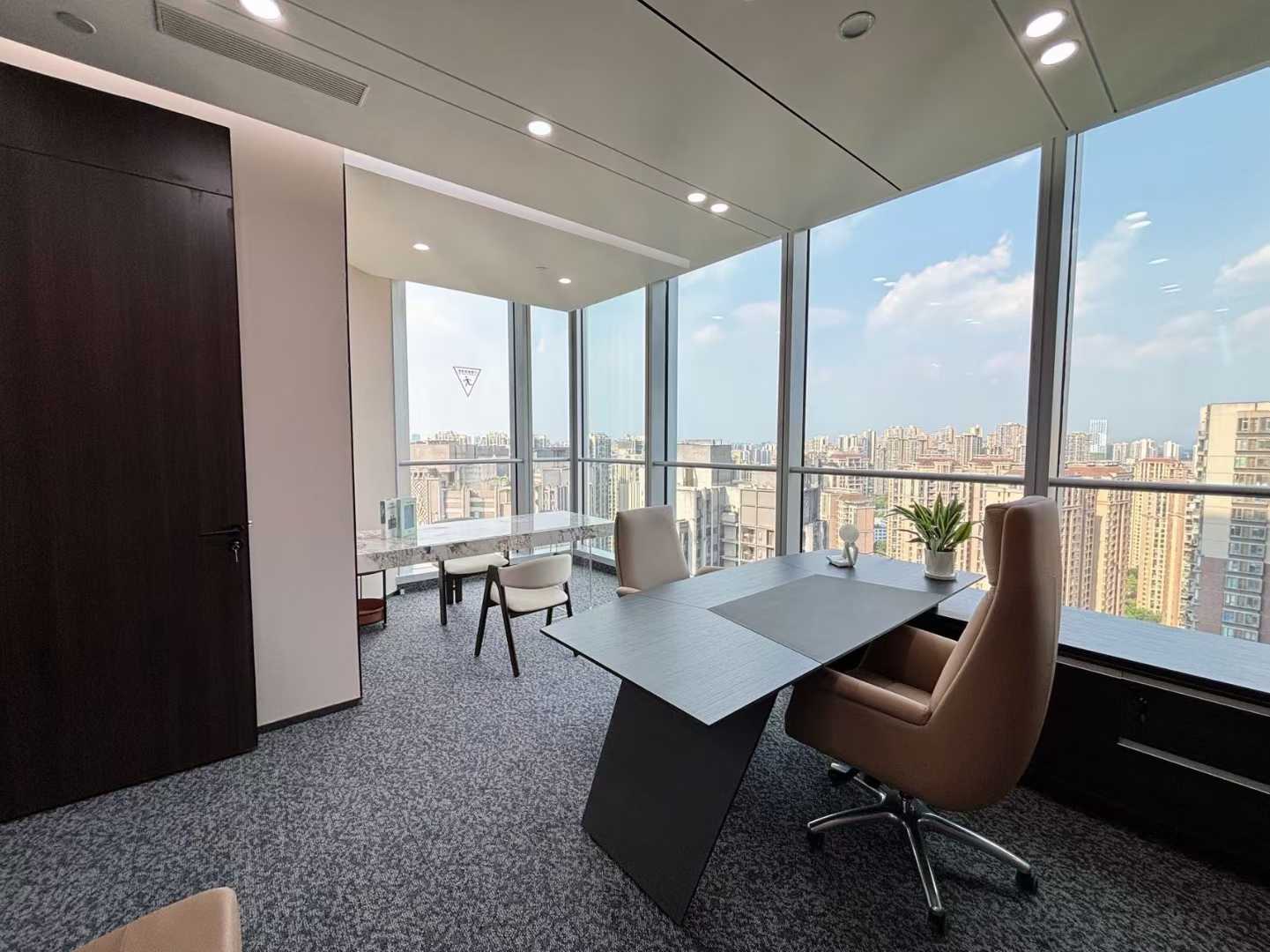 攀成钢甲级写字楼 近地铁 整层打造 带小面积均有 4隔间25工位 报价含物业费 光环中心办公室出租