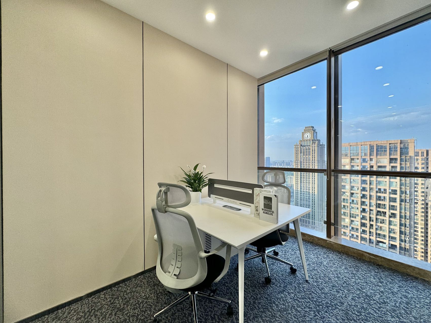 高新区世纪城地铁口甲级整层打造 356平5隔间36工位 带共享配套 高区双面采光 东方希望天祥办公室出租