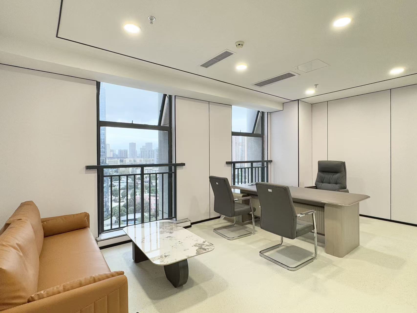 6号线金石路 三色路紧邻高新区金融城3期 552平方 8隔间60工位 双面采光 含物业费 中鼎国际办公室出租