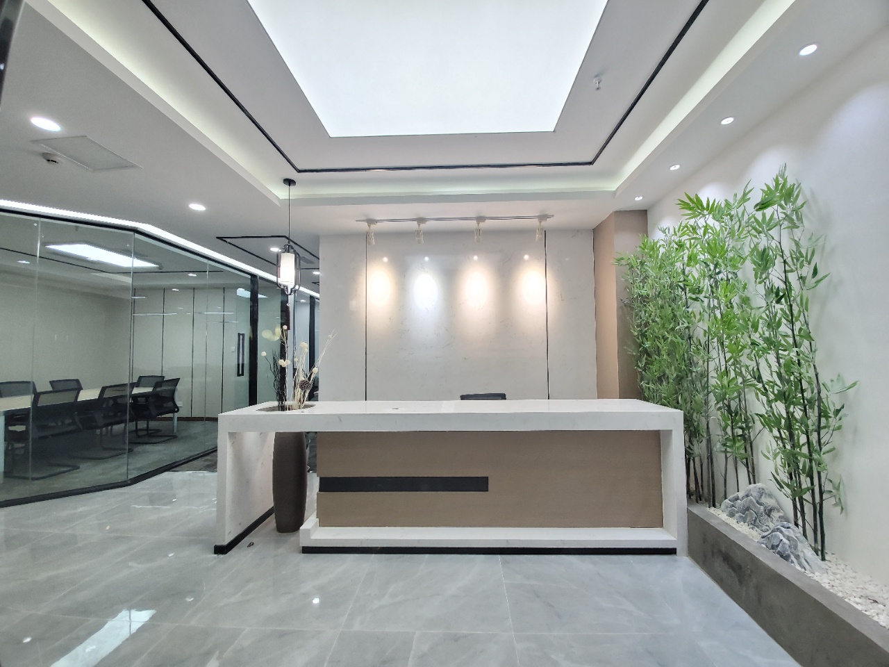含物业 高新区锦城大道地铁口新世纪环球中心东区精装160平办公室