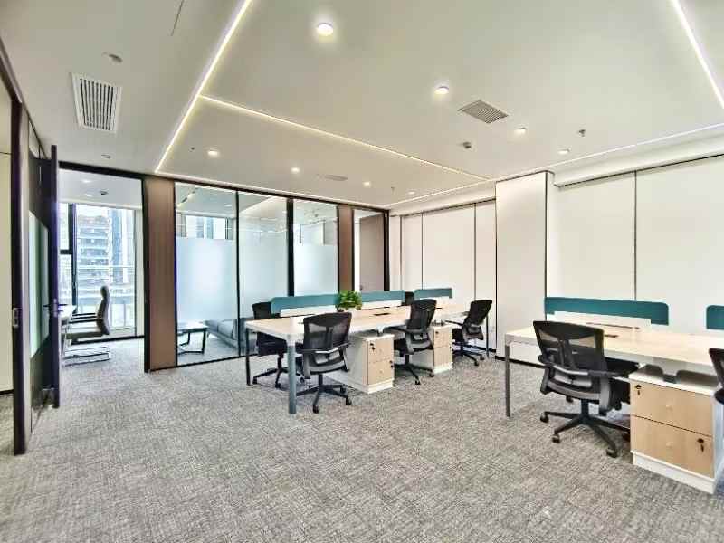 金牛区2号线金周路地铁400米 优质楼盘 4隔间13工位 户型装修巴适 视野开阔 安格斯汇创中心办公室出租|金牛区写字楼|金牛区办公室|租小团