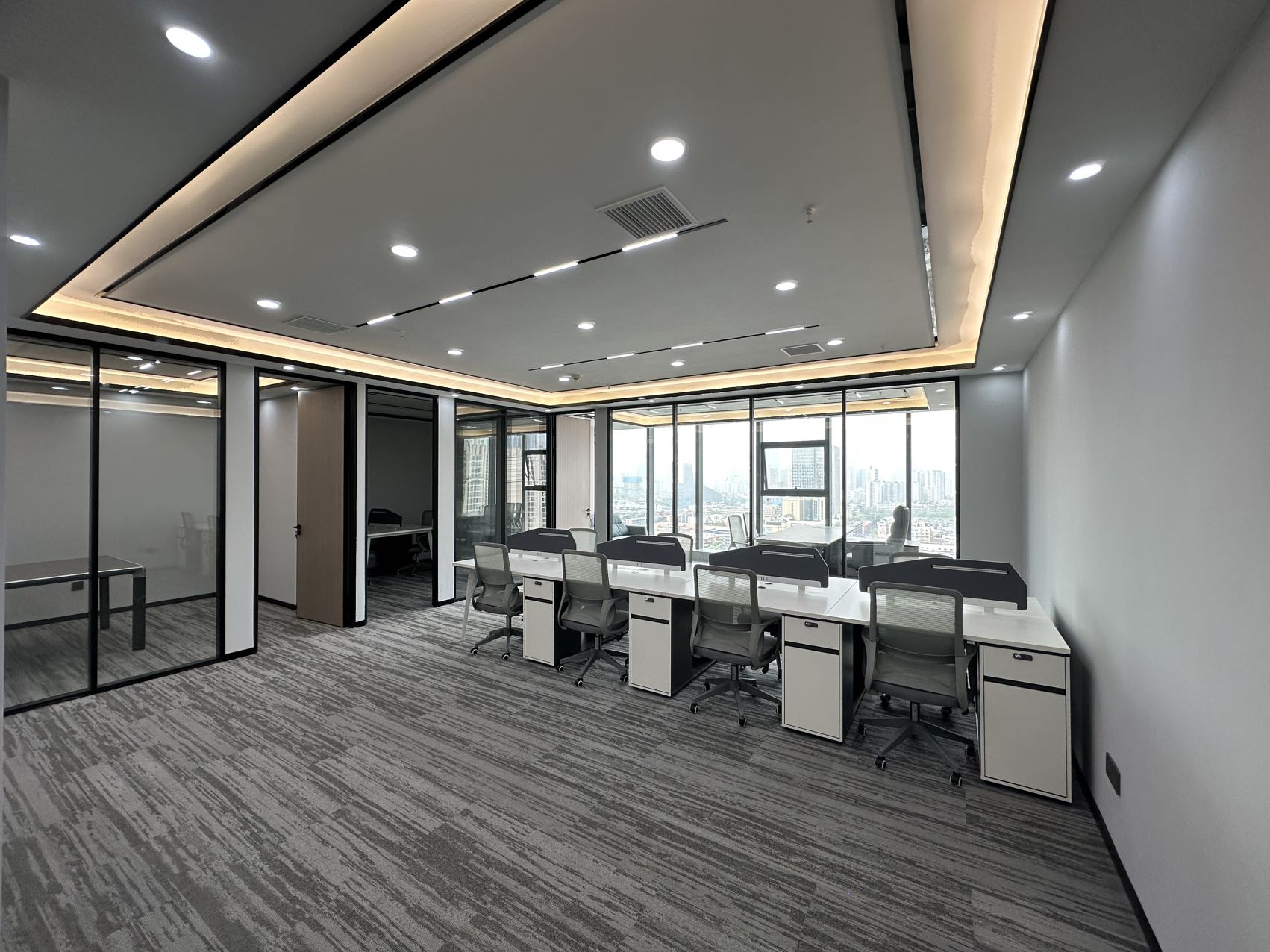 建设北路甲级写字楼 按套出租 3隔间12工位 户型方正 电梯口 精装带家具 拎包入住钻石广场 成都成华区写字楼出租